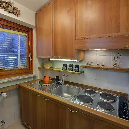 Dulci Du Mont Blanc Apartment *